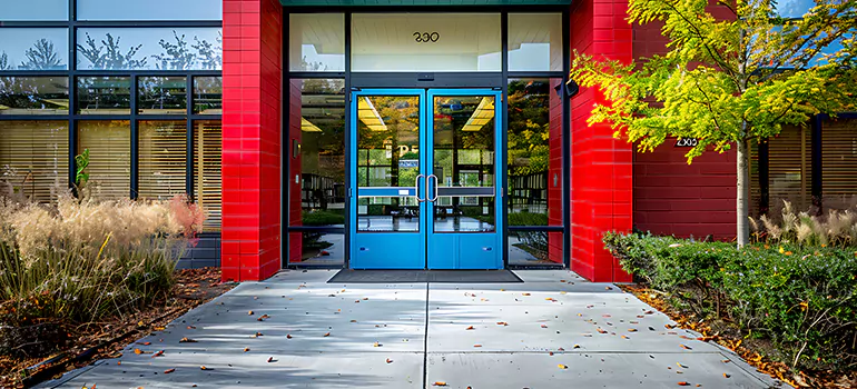 Roll Up Storefront Doors in Kanata, ON