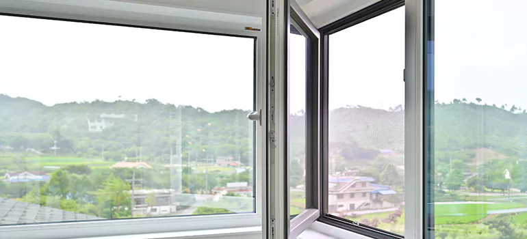 Large Triple Pane Windows in Kanata, ON