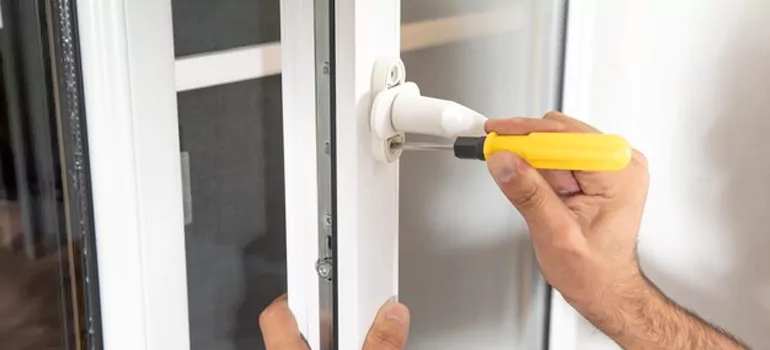 Casement Window Handle Replacement in Kanata, ON